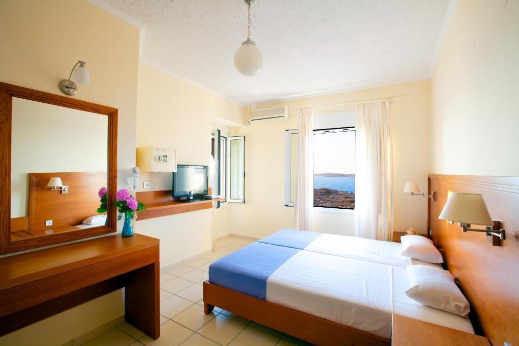Giorgi'S Blue Apartments Kalathas Zimmer foto